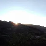 La Terra Dei Ciliegi Tra L'etna E Il Mare Di Taormina Piedimonte Etneo